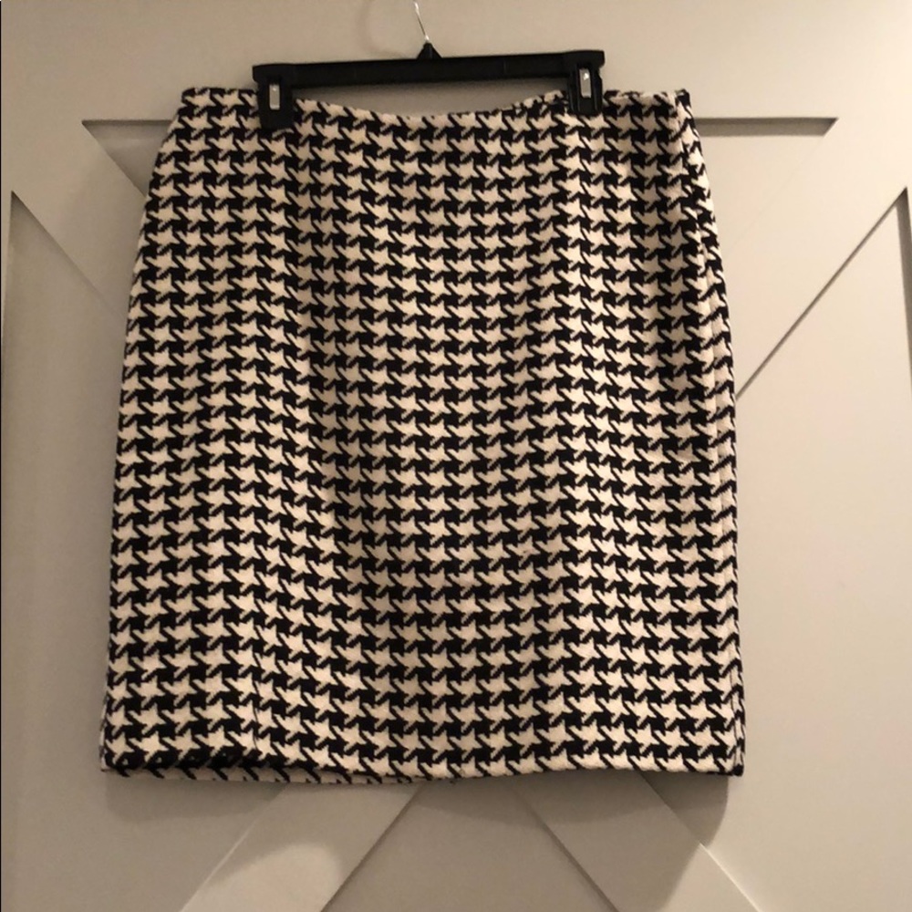 Talbots Houndstooth Pencil skirt